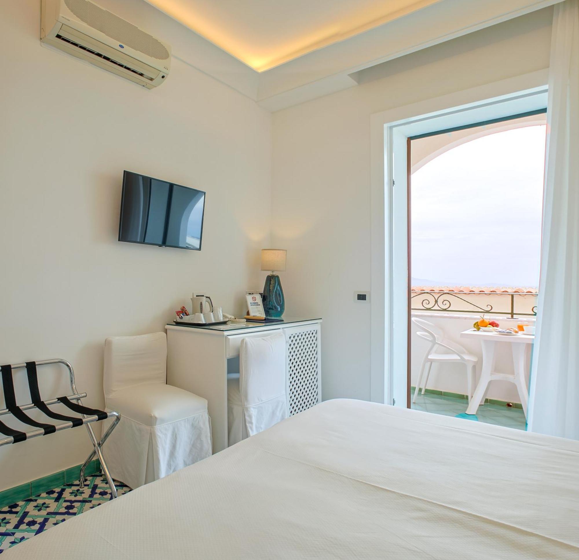 Hotel Aurora Amalfi Dış mekan fotoğraf