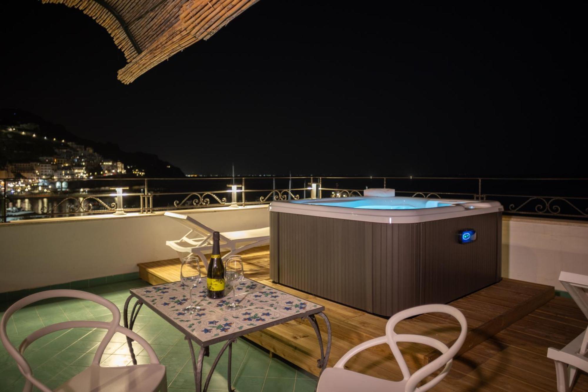 Hotel Aurora Amalfi Dış mekan fotoğraf