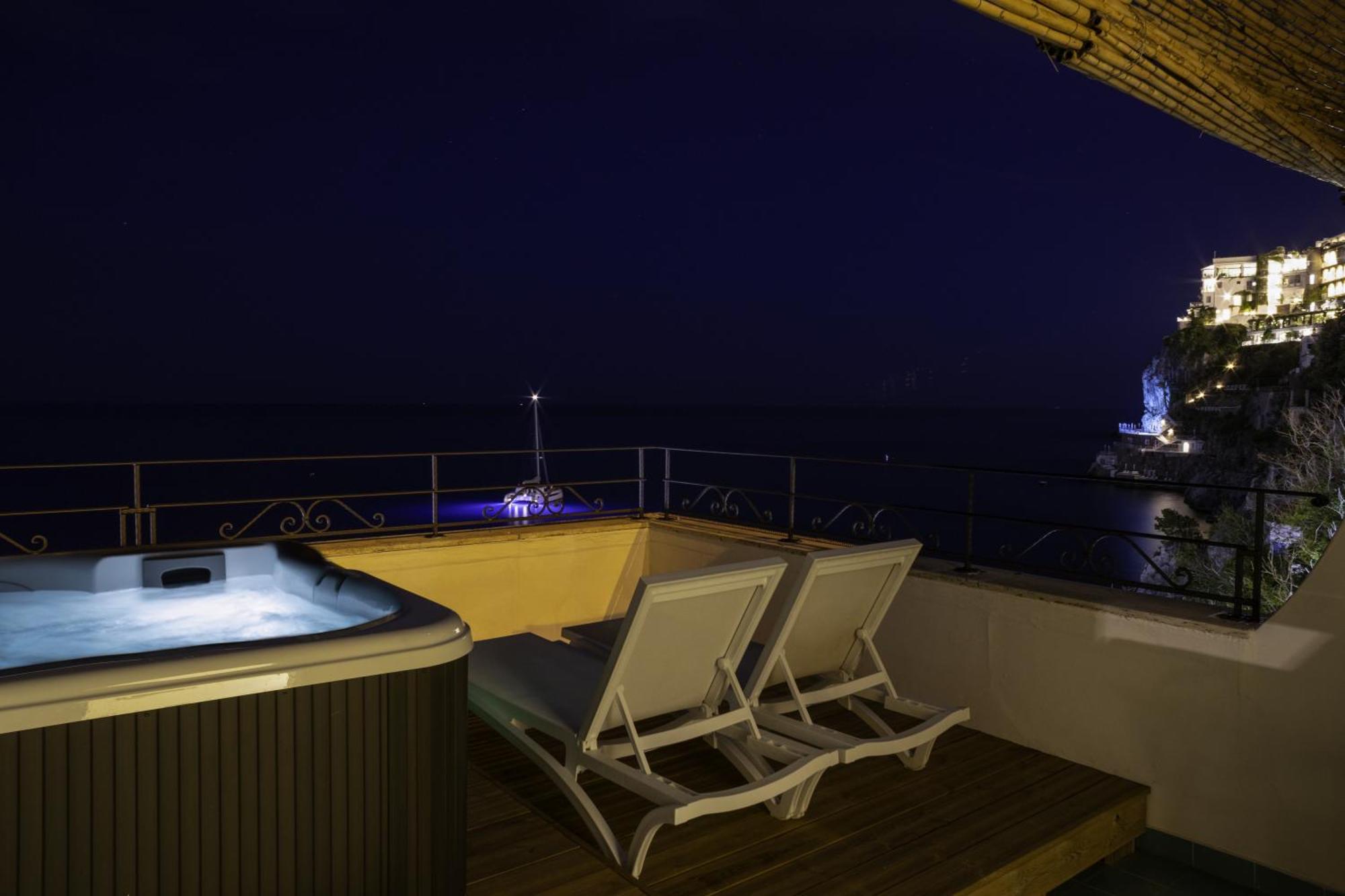 Hotel Aurora Amalfi Dış mekan fotoğraf