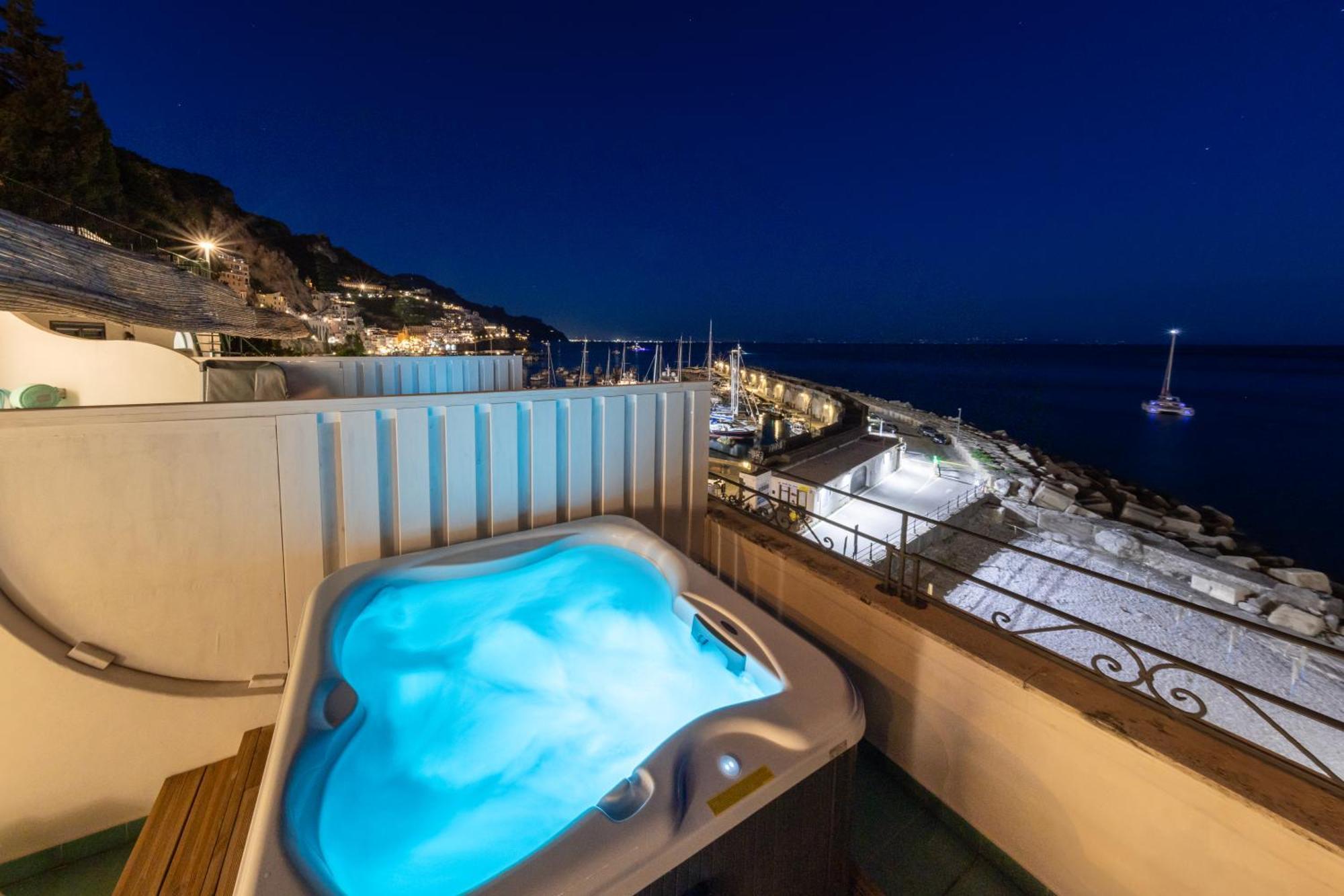 Hotel Aurora Amalfi Dış mekan fotoğraf