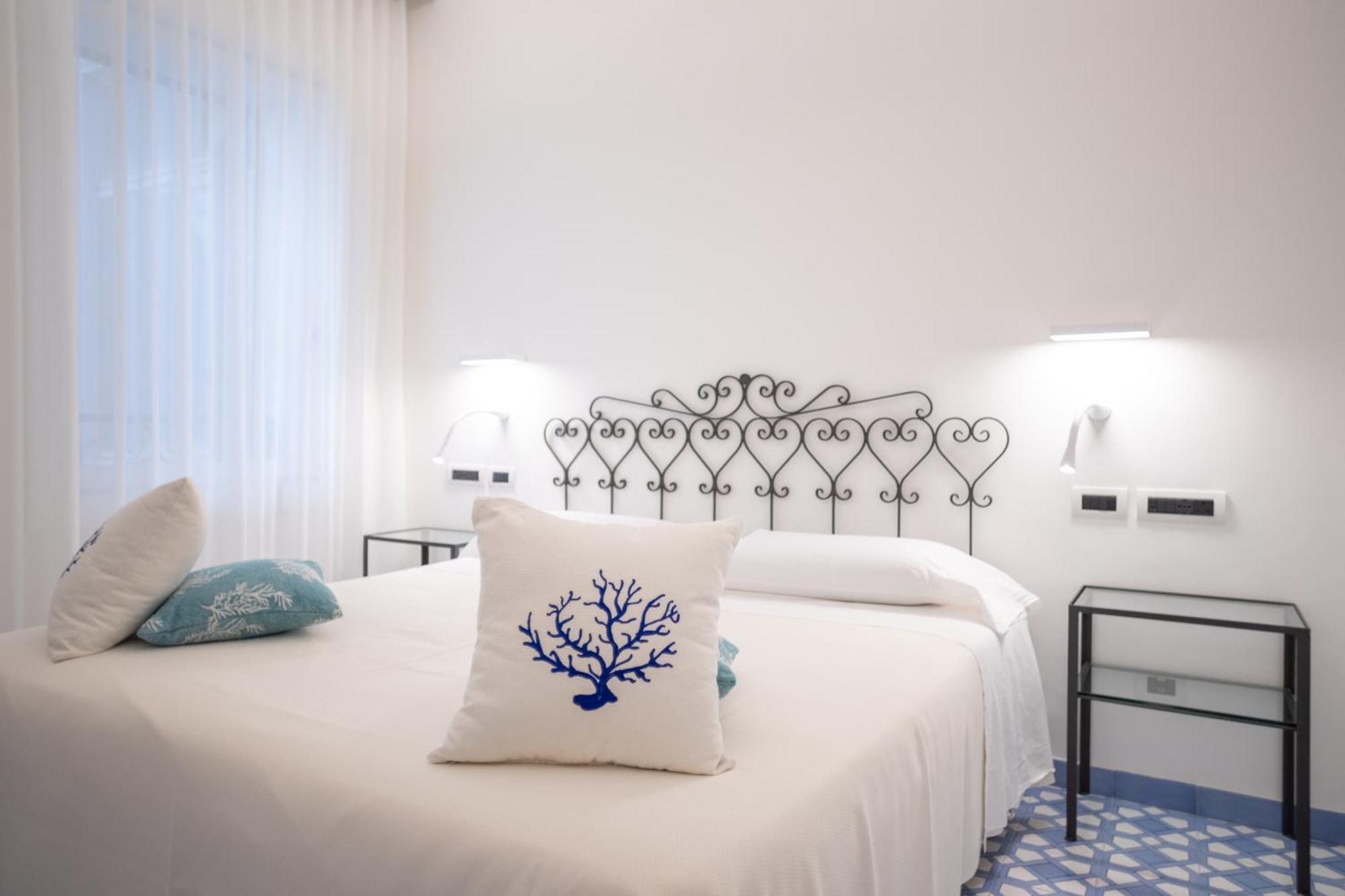Hotel Aurora Amalfi Dış mekan fotoğraf