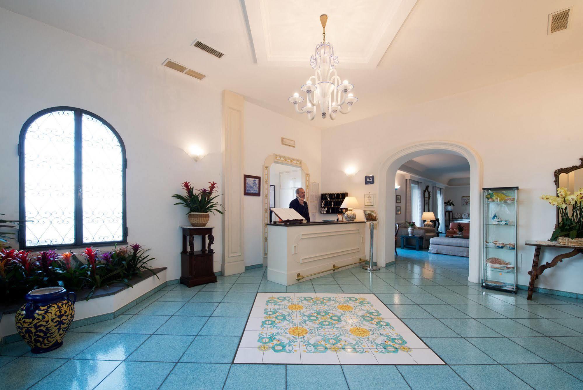 Hotel Aurora Amalfi Dış mekan fotoğraf